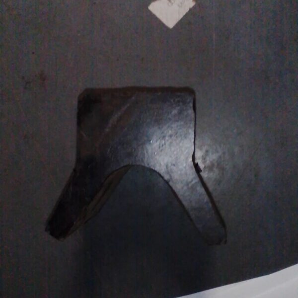 MP170 Black Bow Snubber Block