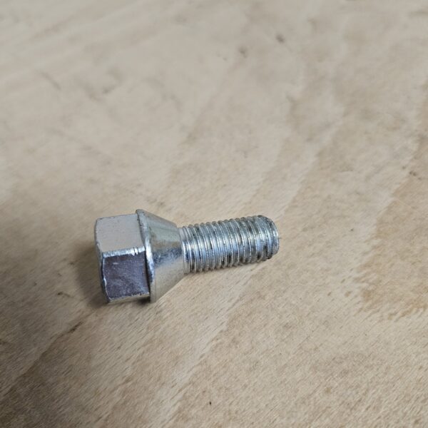 M12x1.5 wheel bolt
